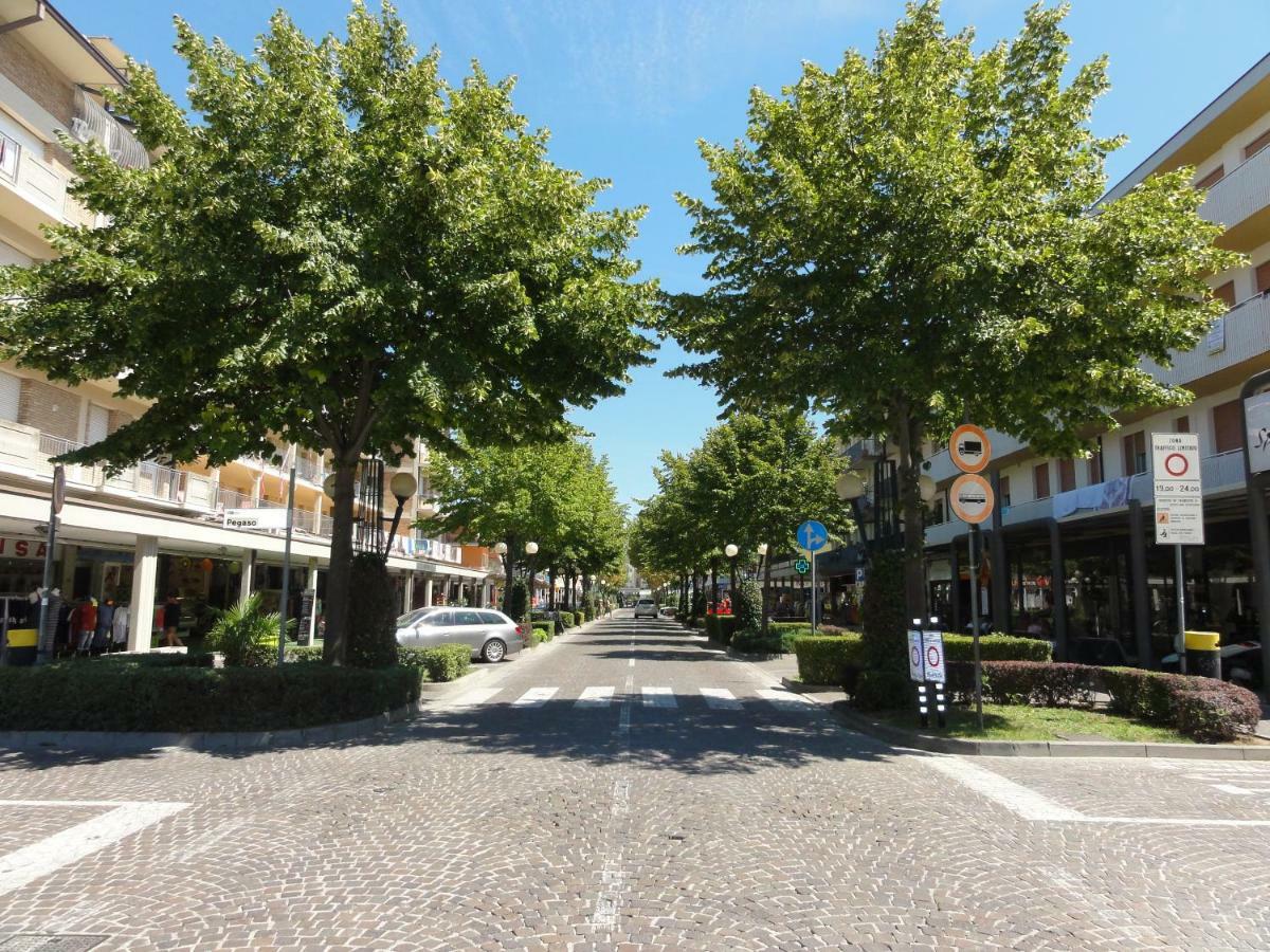 Gabbiano - Appartamenti Bibione Kültér fotó